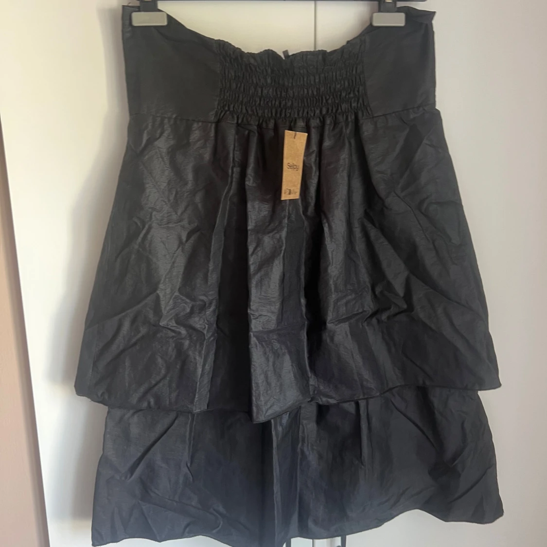 Klänning med roset  - 90