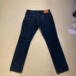 Levi’s 511 - Säljer mina Levi’s 511 använda ett fåtal gånger i storlek 34/32, är öppen för prisförslag men va resonabel.