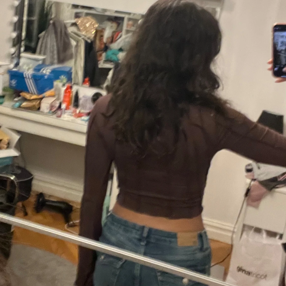 Brun långärmad croppad topp - 1