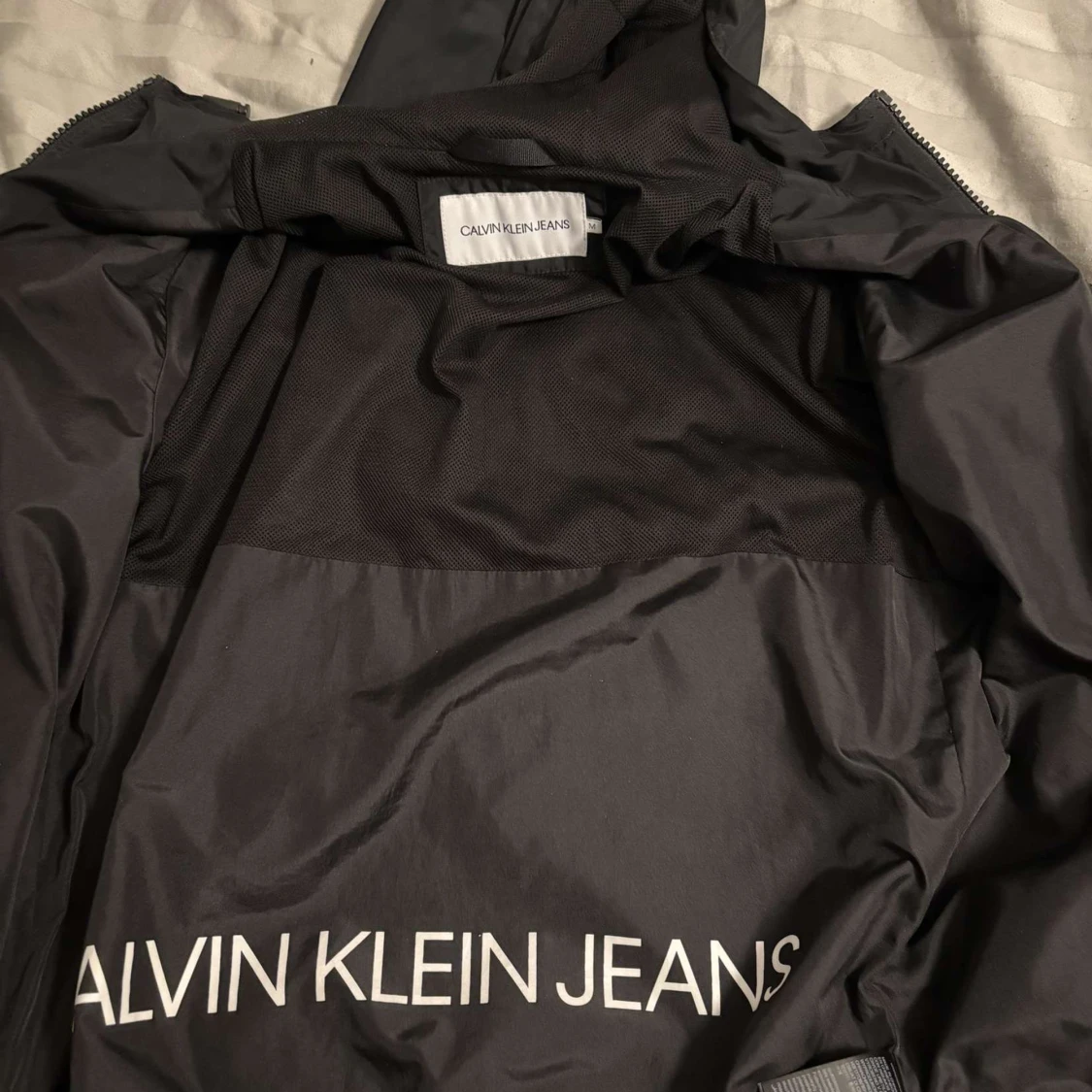 Svart vindjacka från Calvin Klein Jeans - 2