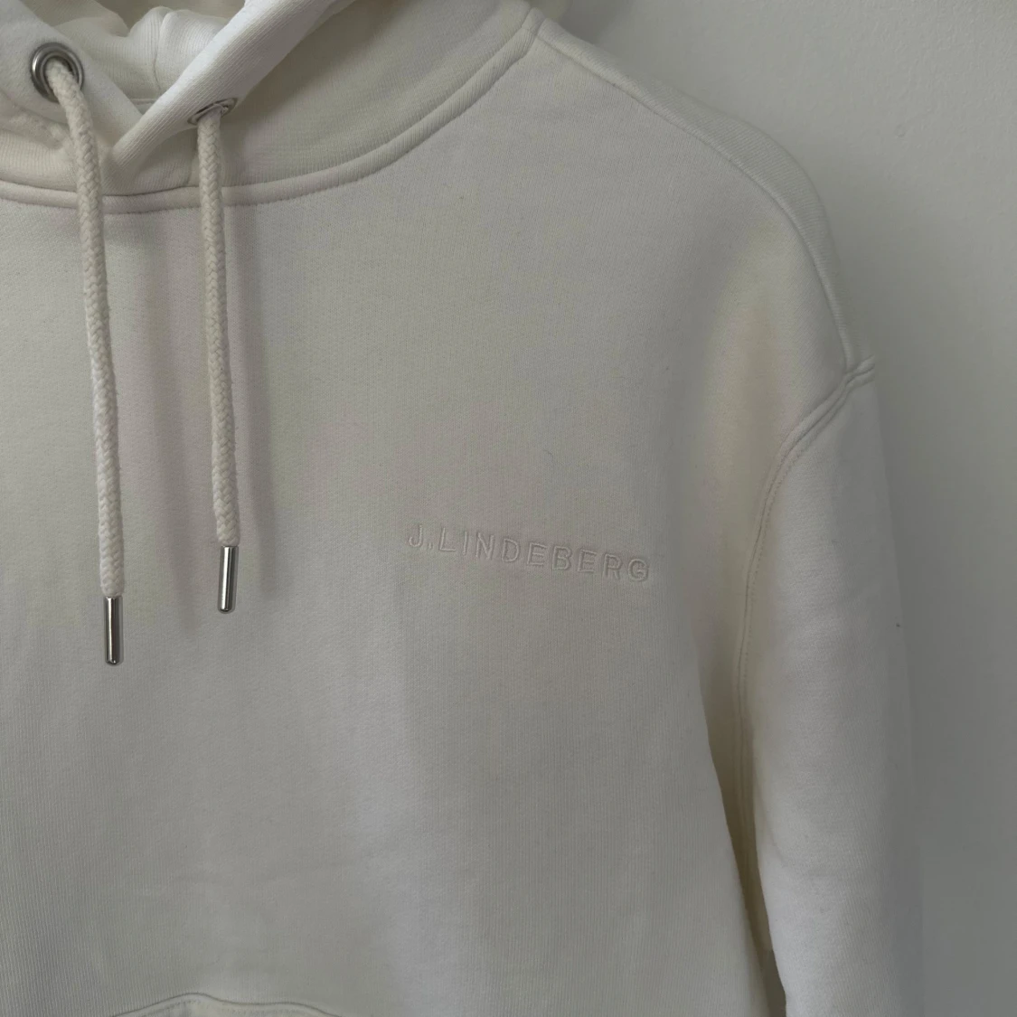 Vit hoodie från J.Lindeberg - 2