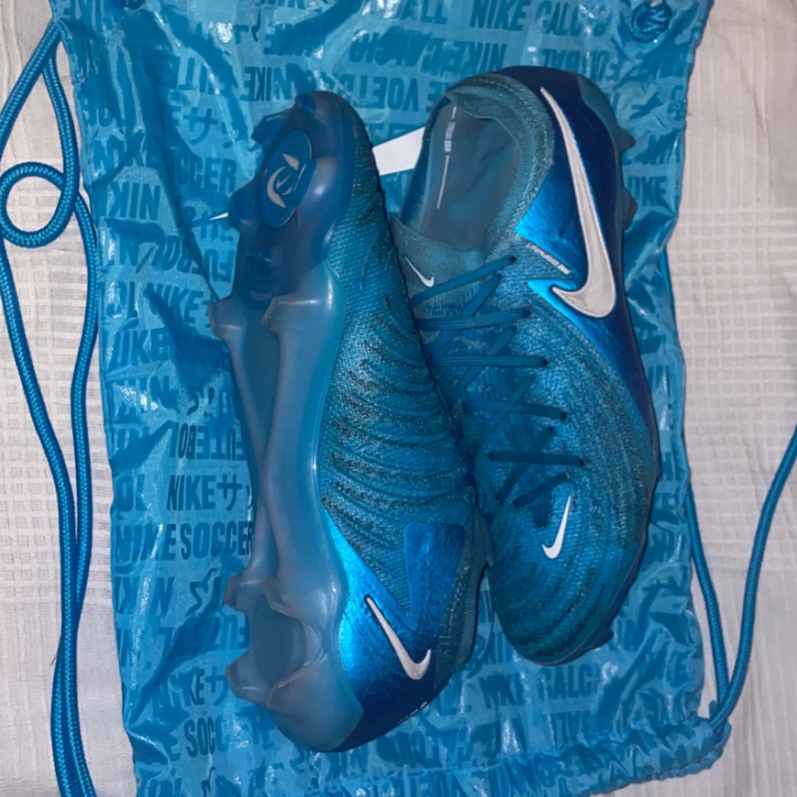 Blå fotbollsskor från Nike - 2