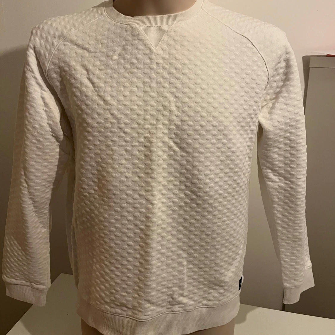 Vit tröja från Bondelid