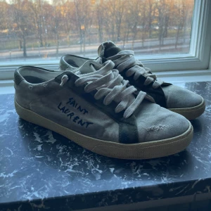 Sneakers från Saint Laurent - Snygga sneakers från Saint Laurent