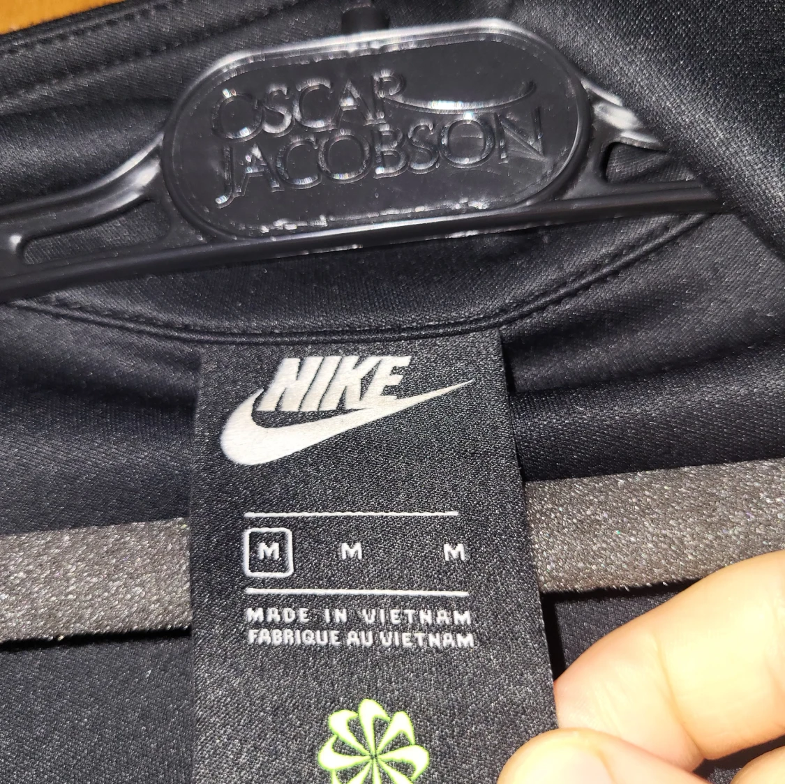 Svart jacka från Nike - 2