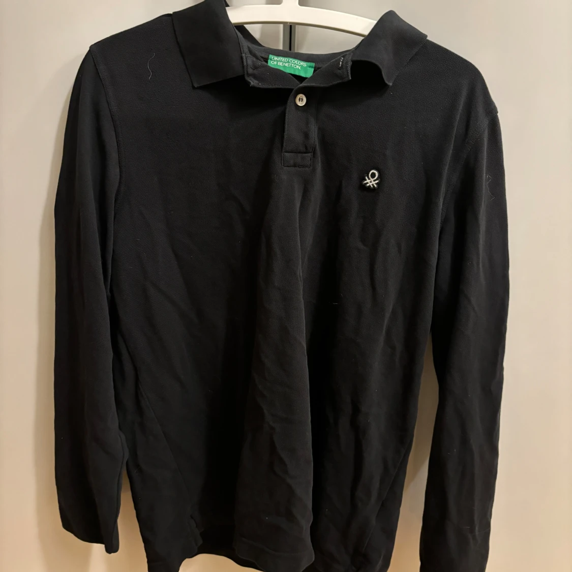 Svart benetton tröja