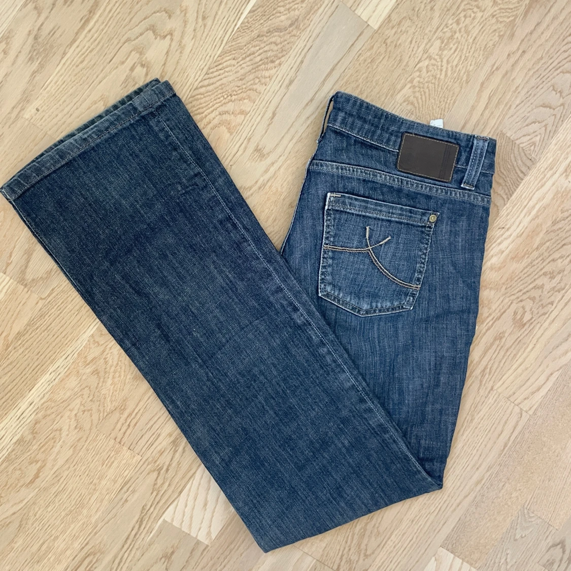 Lågmidjade bootcut jeans - 90