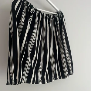 Randig blus  - Bra skick 