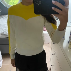 &Other Stories tröja - Så fin som aldrig kommit till användning!