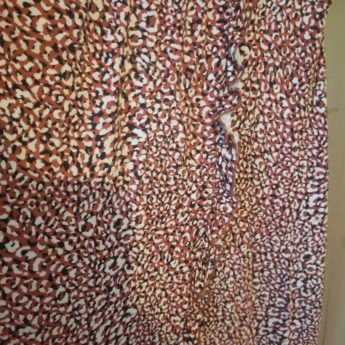 Mönstrad klänning från Stradivarius - 92