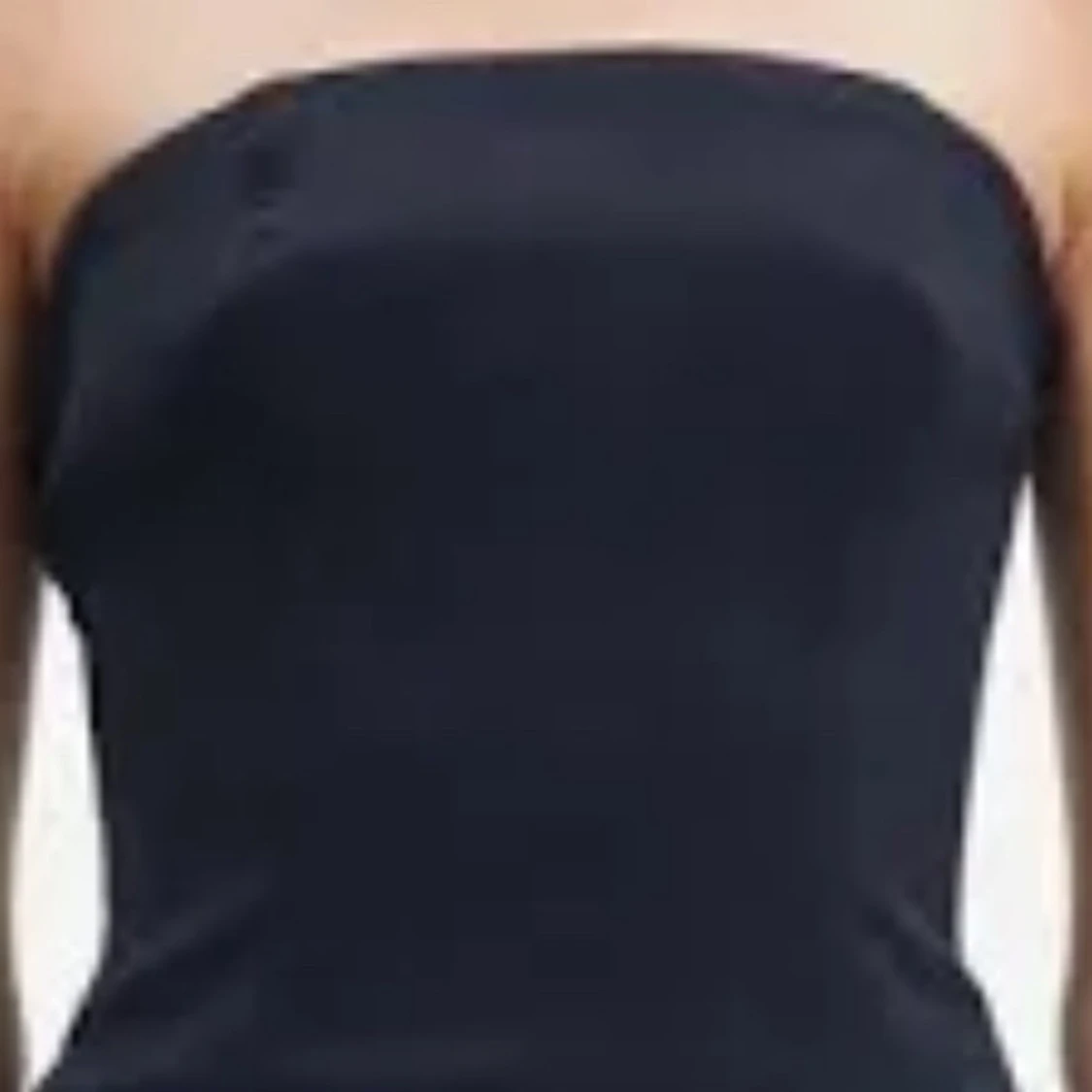 Jättefin oanvönd svart ärmlös topp från Samsø