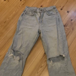 Jeans  - Säljer dessa jeansen 🌸