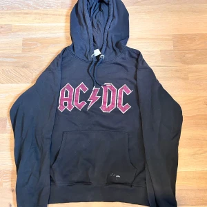 Acdc hoodie - Aldrig använt  Köpte på vinted Size M