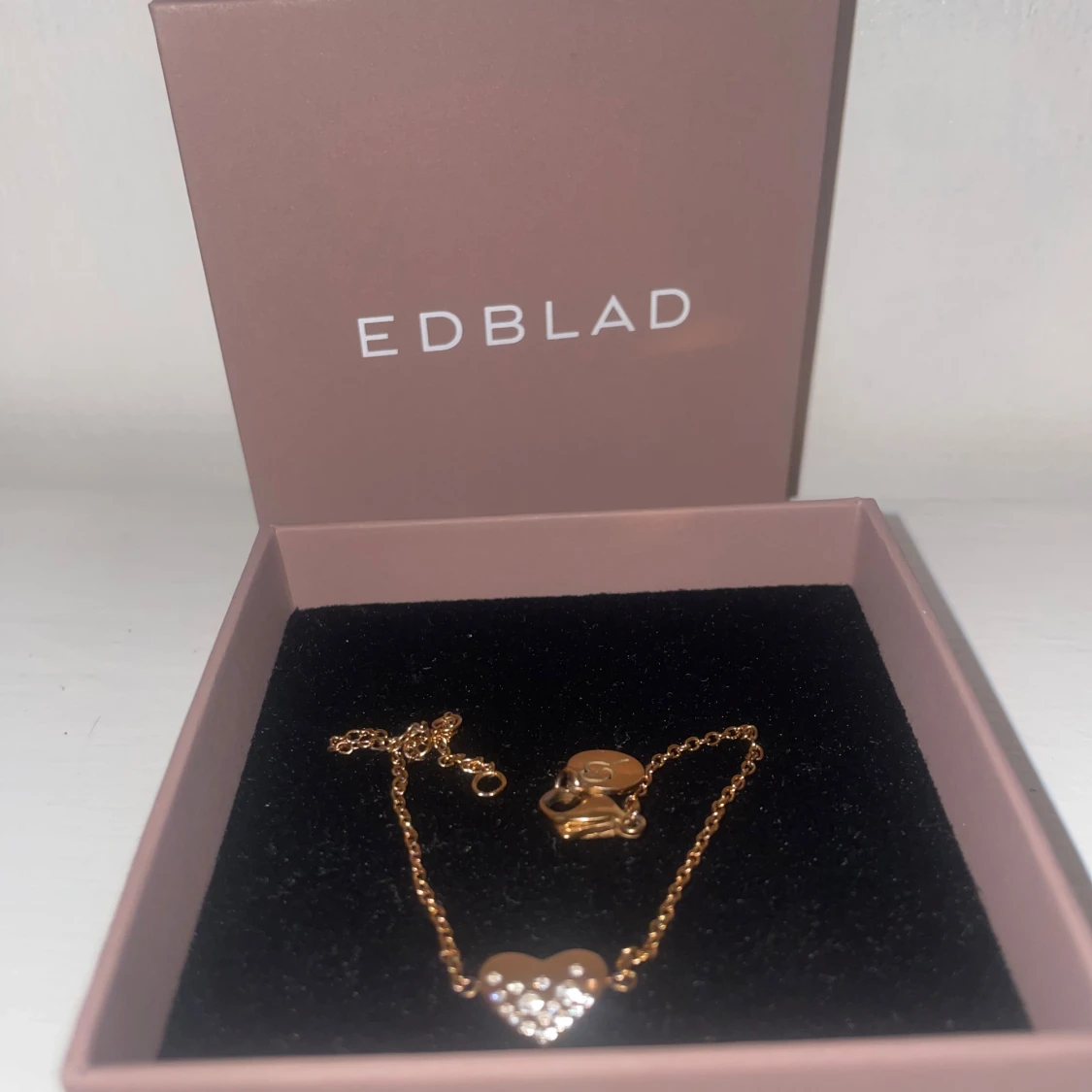 Guldarmband med hjärta från Edblad - 91