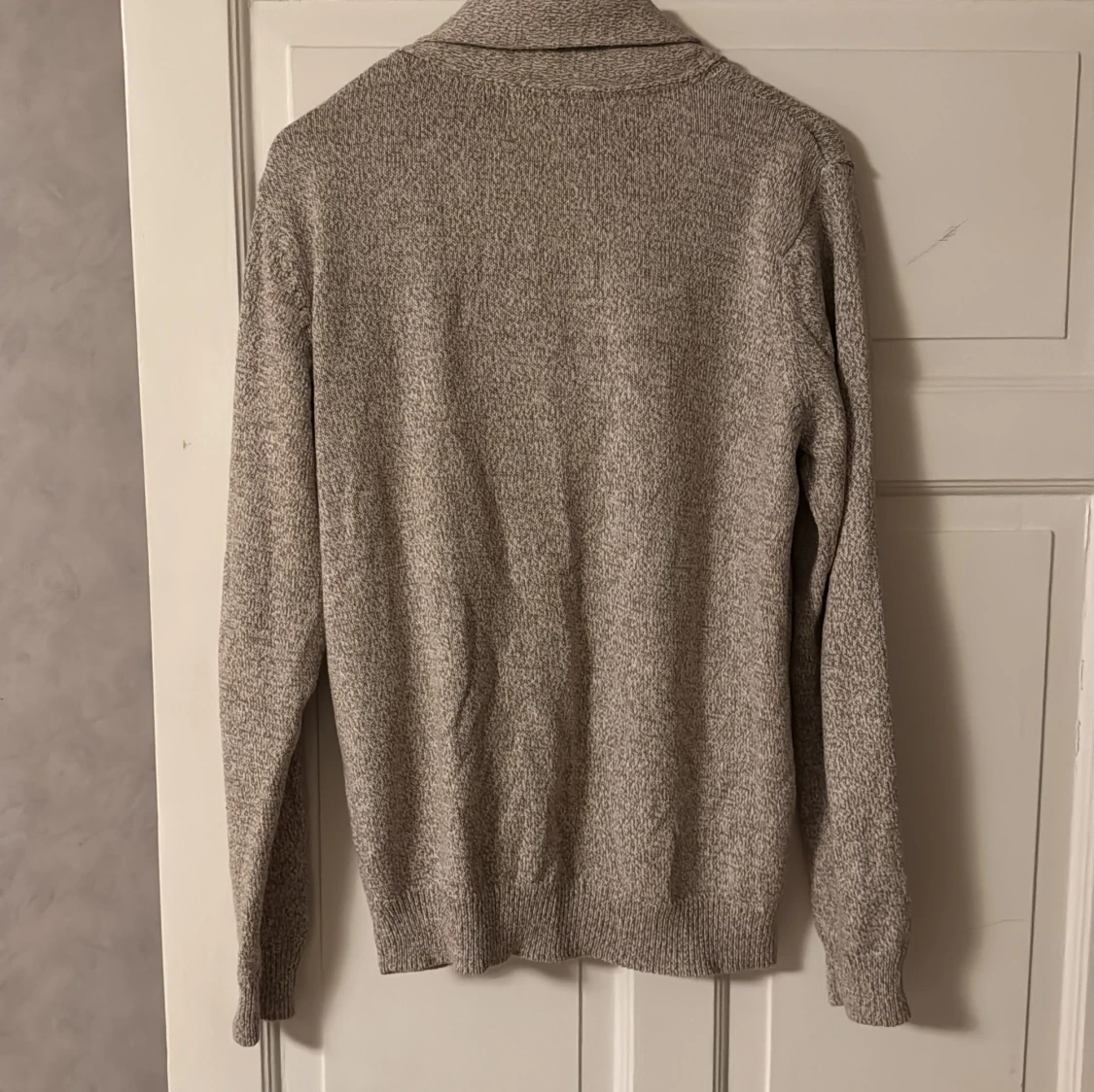 Beige stickad cardigan - 91