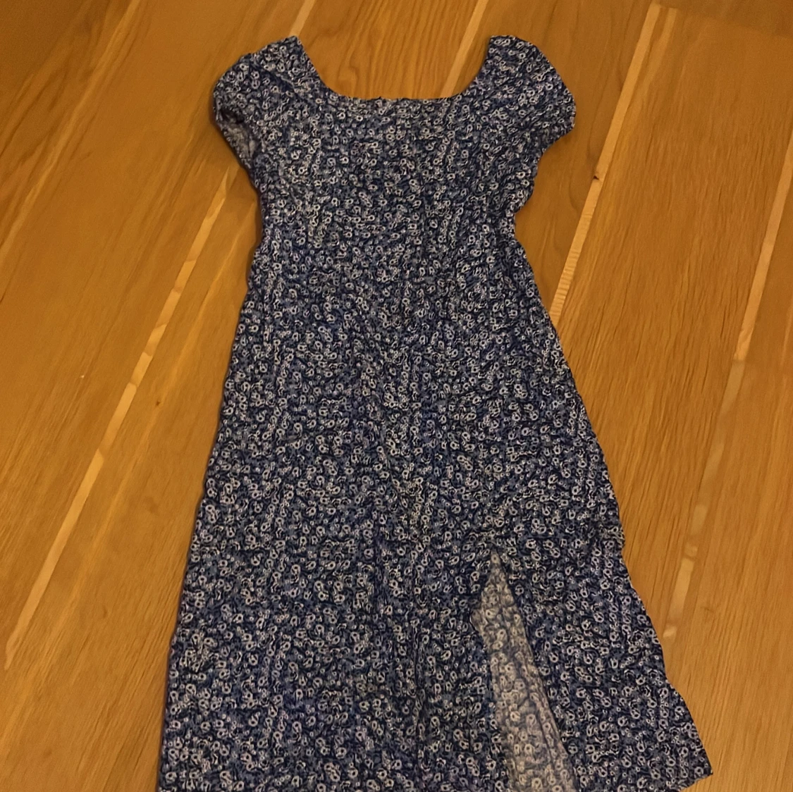 Blommig klänning från H&M