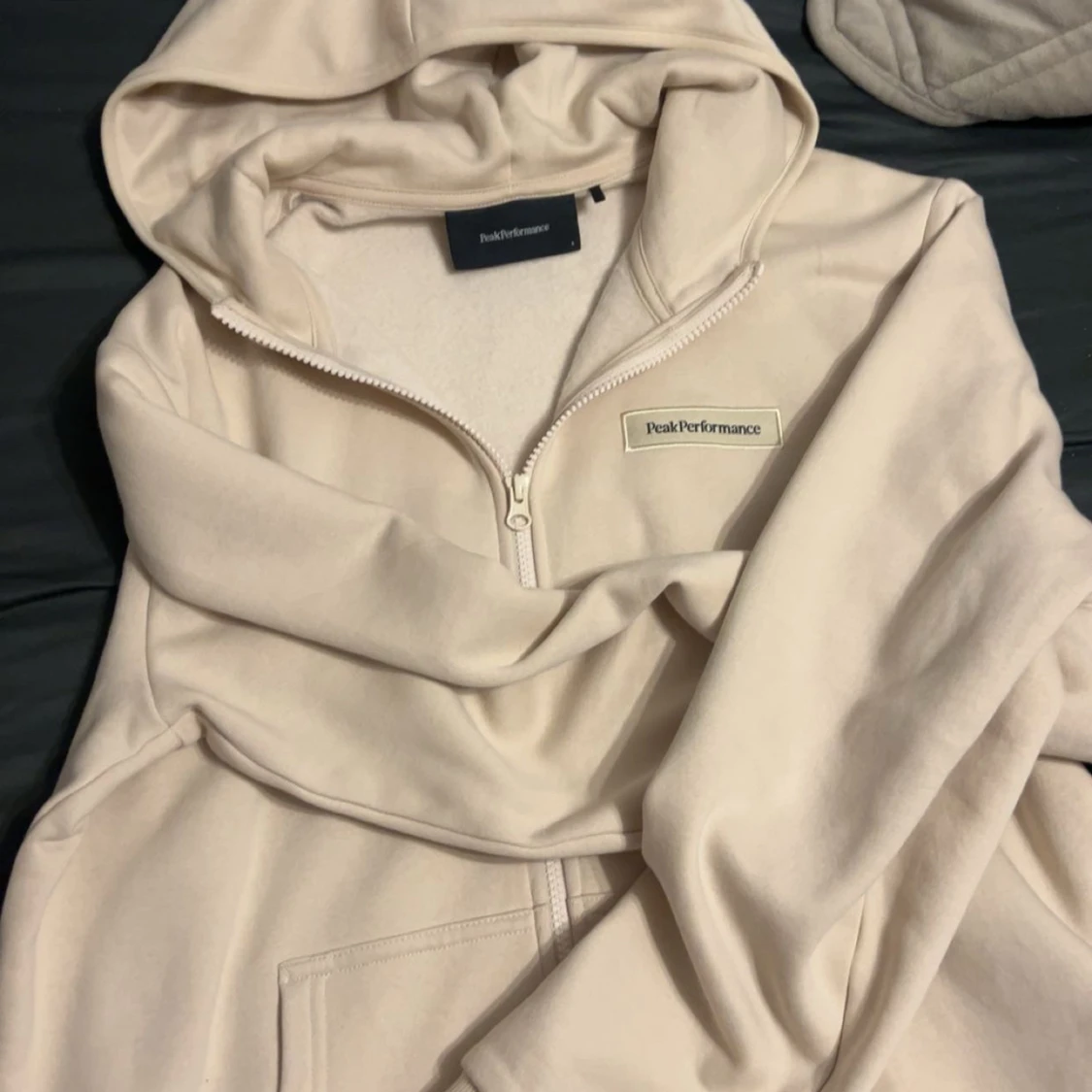 Vit hoodie från Peak Performance - 90