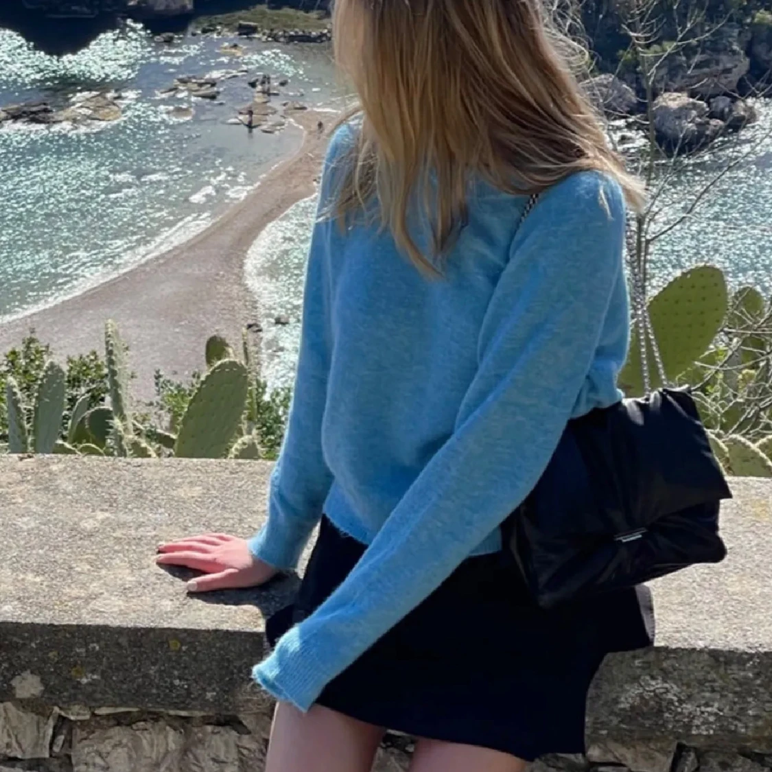 Ljusblå stickad tröja - 90