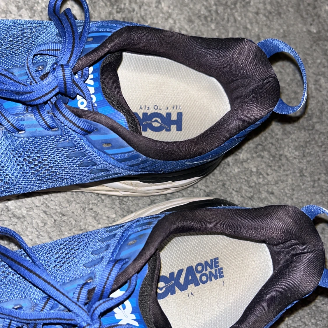 Blå Hoka löparskor - 1