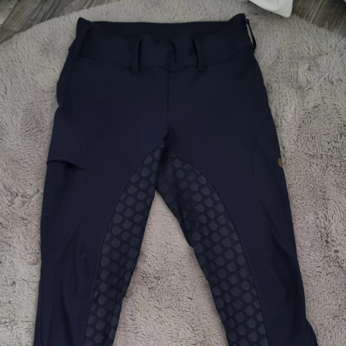 Maya delorez ridbyxor