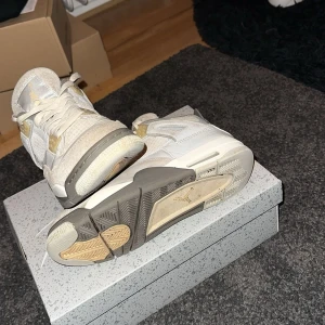 Jordan 4 craft  - Säljer nu mina Jordan 4 i storlek 41 varsamt använda. Äkta! Vid mer frågor bara skriva 