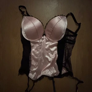 korset  - jätte fin korset stor på mig