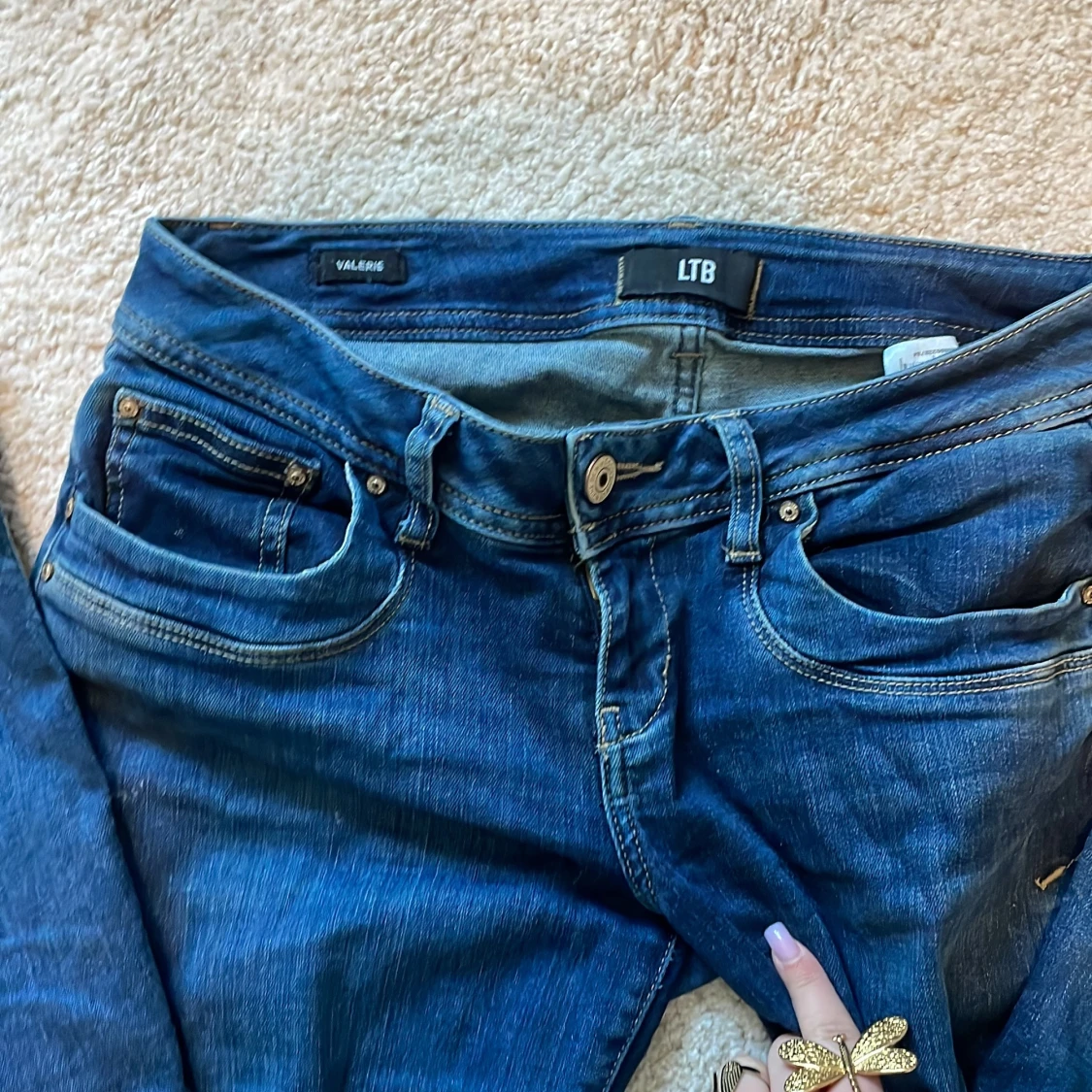Blå bootcut jeans från LTB - 90