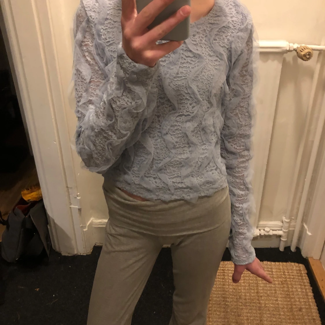 Ljusblå spetsblus från Lindex