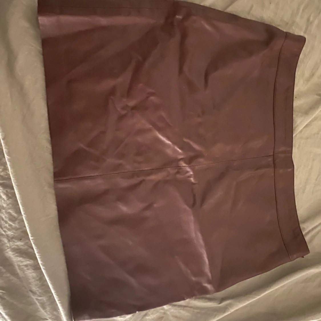 Brun (faux) skinnkjol