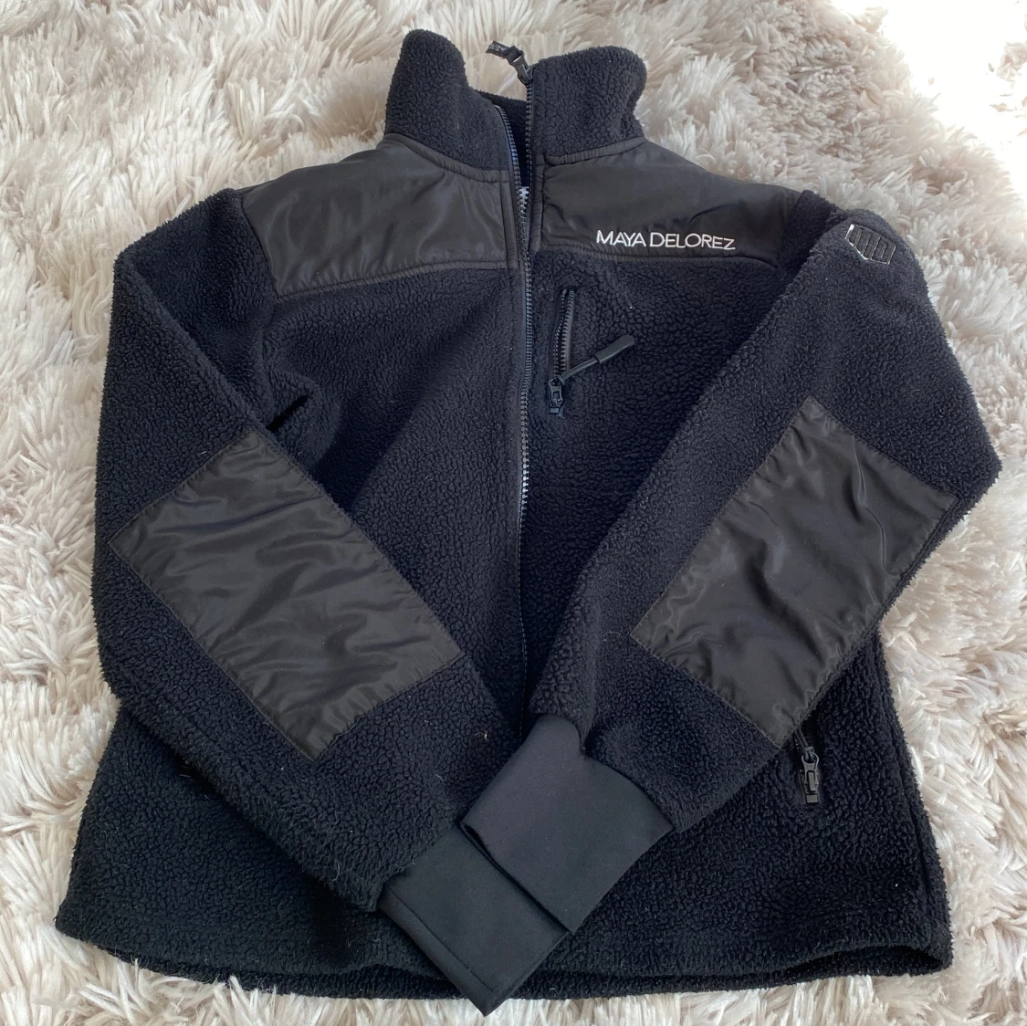 maya delorez fleece