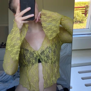 Spets topp 🌻 - Somrig fin spetstopp! Använd 2 gånger 🌼