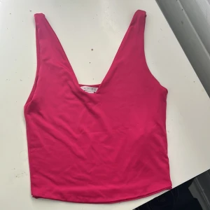 Rosa topp  - Aldrig använt skönt material 