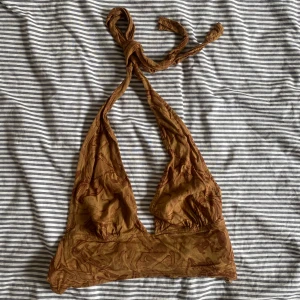 halterneck topp motel - halterneck topp från motel rocks