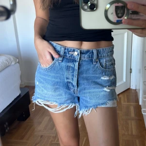 Jeansshorts  - Så fina jeansshorts, inga defekter!