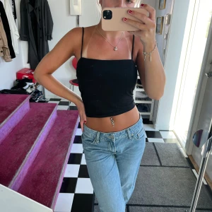 Linne - Svart linne💕