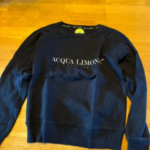 Acqua Limone tröja - Acqua Limone tröja storlek M nyskick 9/10