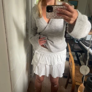 Vit kort kjol - Supergullig kjol 