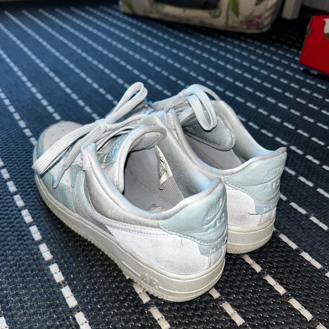 Nike AirForce 1 Be Kind - 91