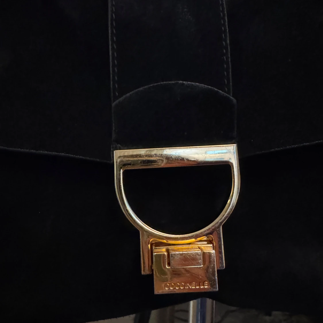 Svart axelväska från Coccinelle - 1