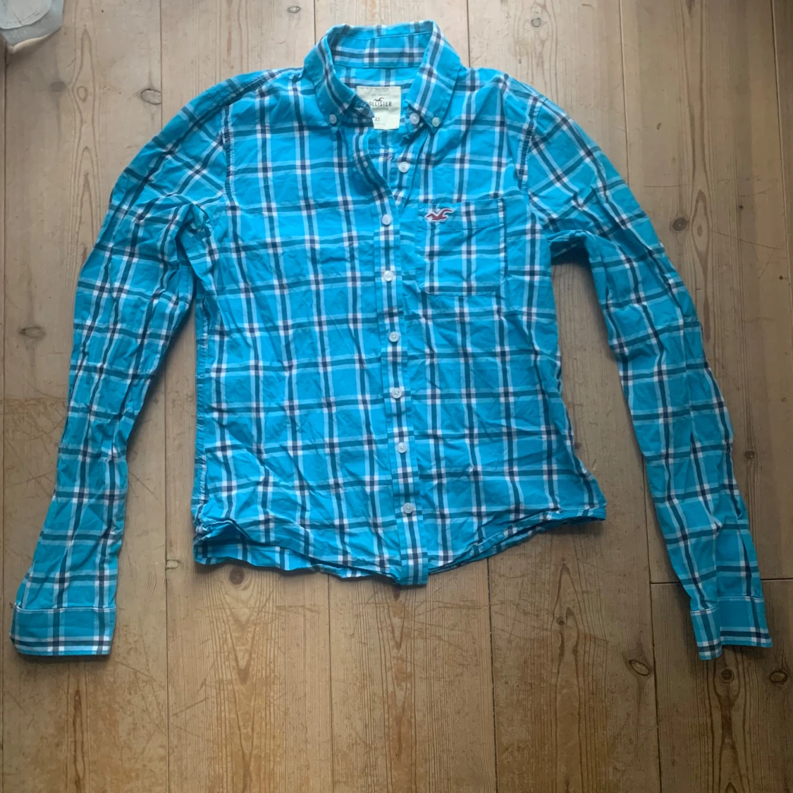 Blå rutig skjorta från Hollister