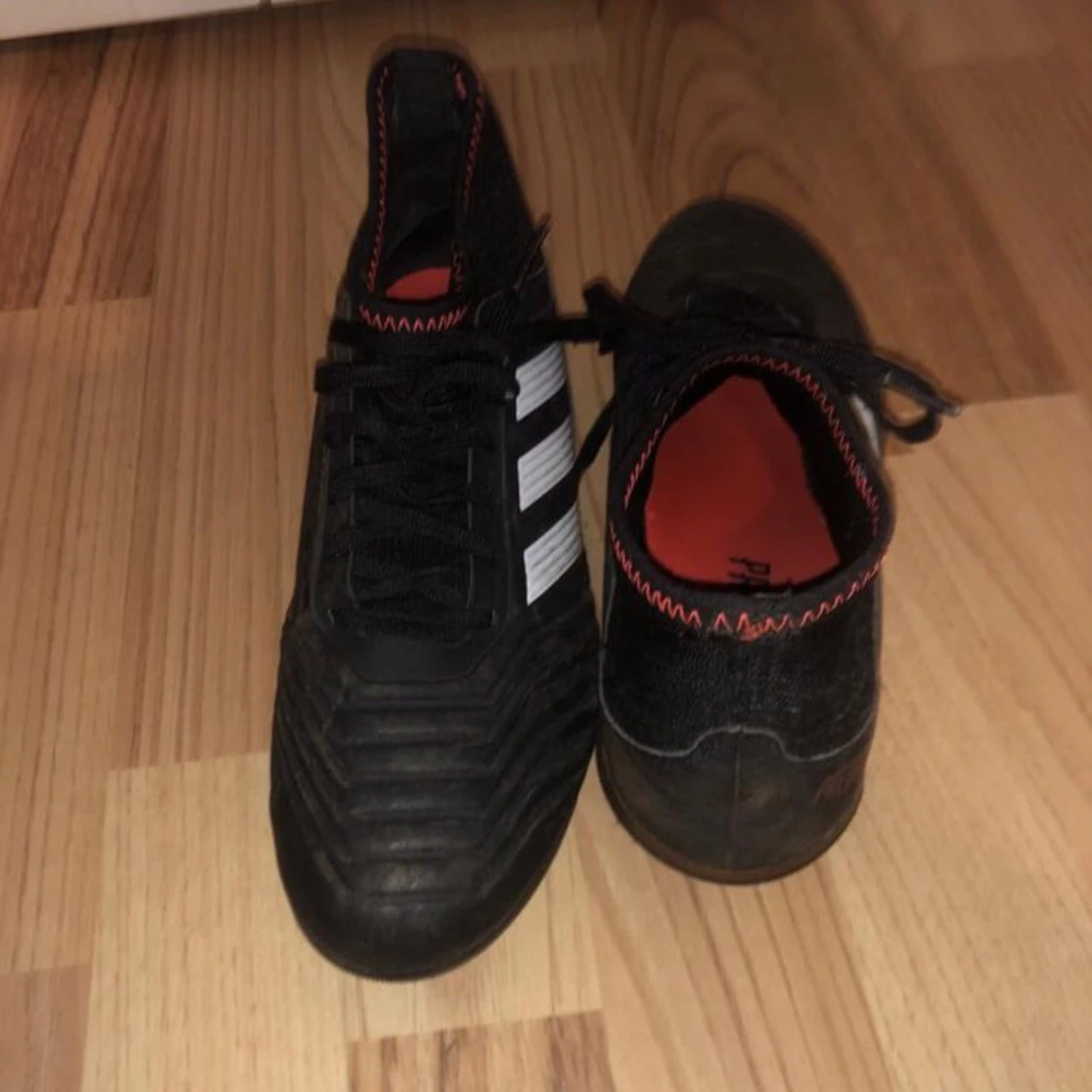 fotbollsskor Adidas - 1