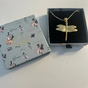 Säljer ioaku halsband💗💗 - Säljer mitt jättesnygga halsband som har använts fåtal gånger💗💗