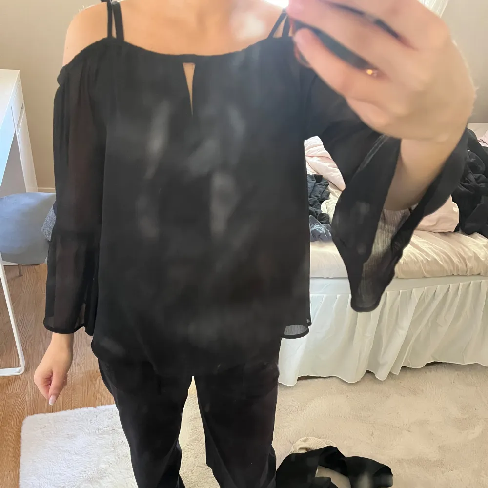Mycket bra skick, säljer pga att den är för stor💖. Puserot.