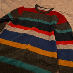 Tröja - Schysst tröja i strl M, nyskick.