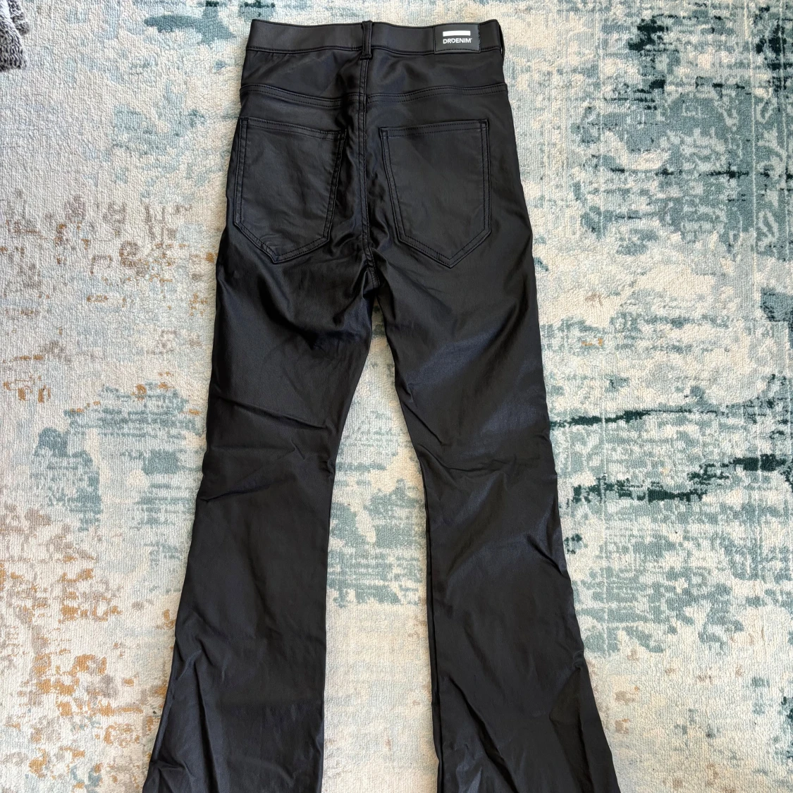 Läder byxor från vero moda - 92