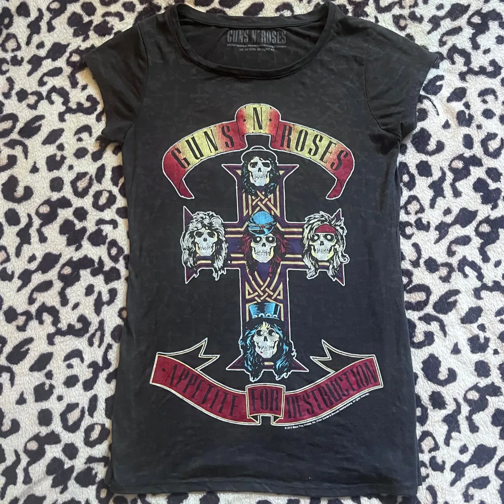 Guns N' roses band T-shirt. Storlek S/Xs. . T-shirts.