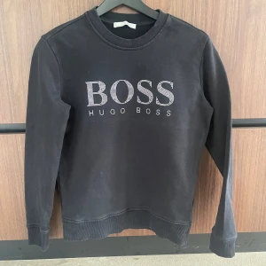 Hugo Boss tröja - Hugo Boss tröja Kolla bilder