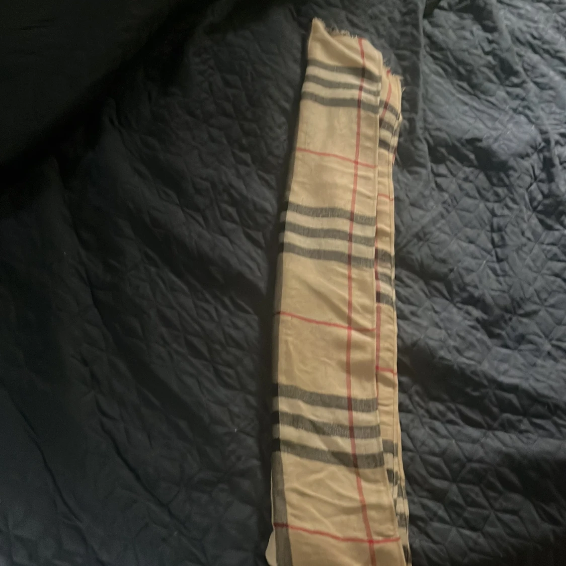 BURBERRY HALSDUK  - 90