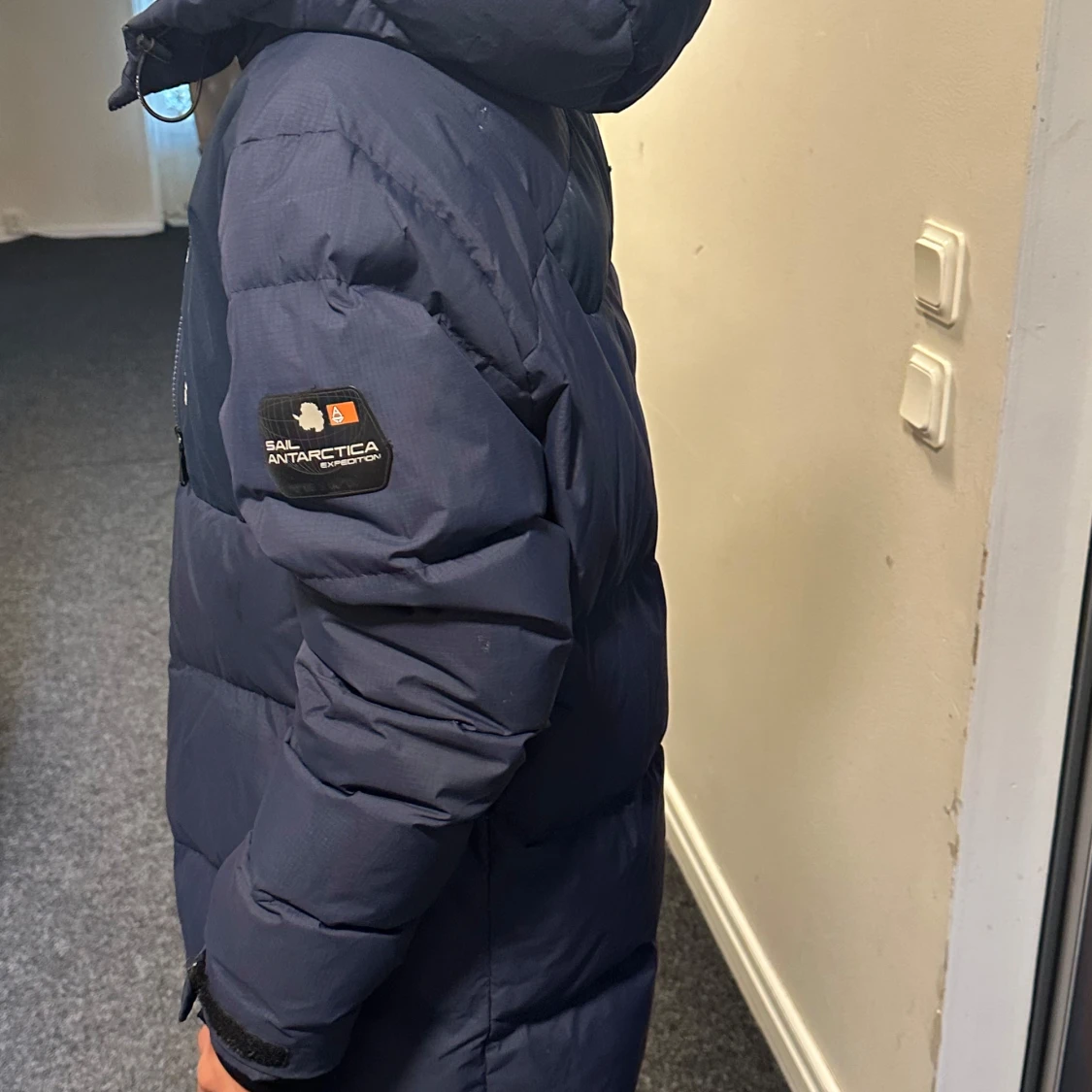 Mörkblå pufferjacka från Sail Racing - 90