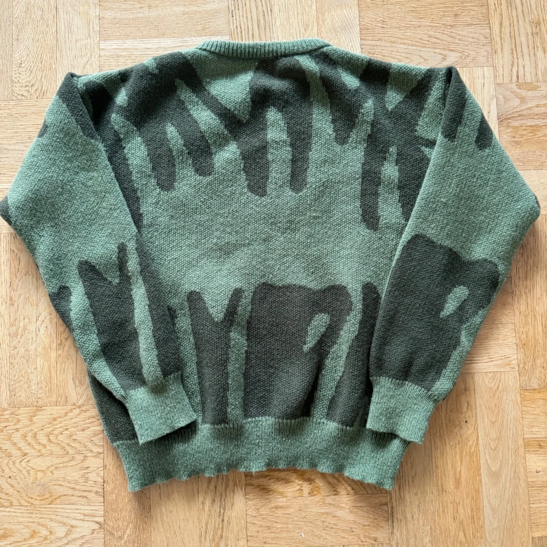 Grön mönstrad stickad tröja - 90